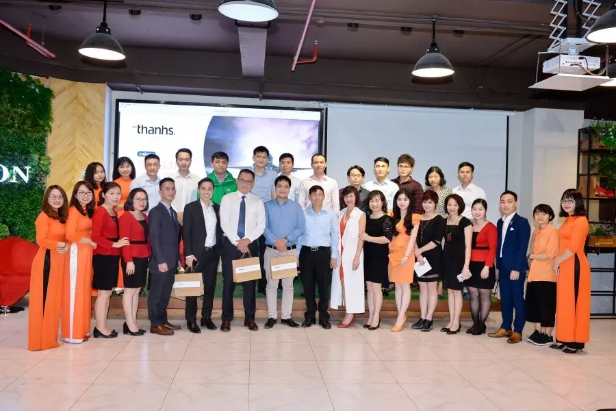 CẤT CÁNH THƯƠNG HIỆU - CẤT CÁNH THÀNH CÔNG